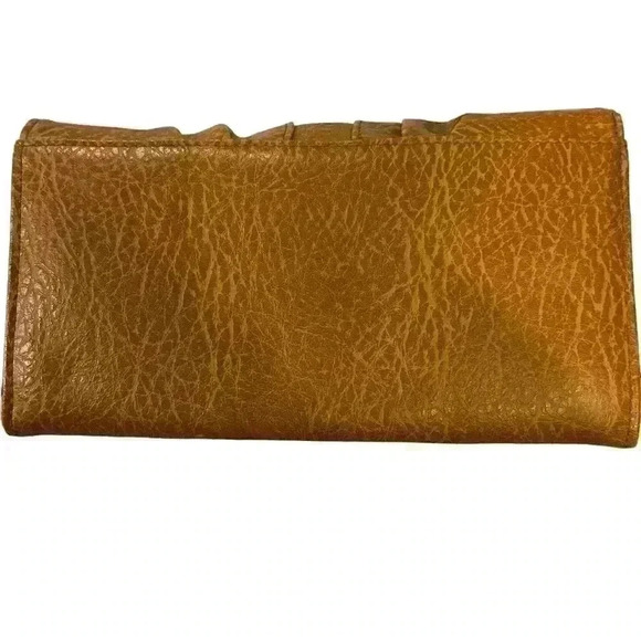 Matt by Matt & Nat Brown Wallet Button  Closure - Picture 2 of 4